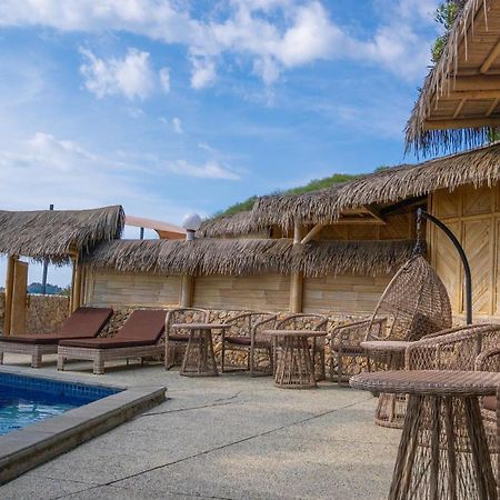 Elang Hillside Bamboo Villas Labuan Bajo Extérieur photo