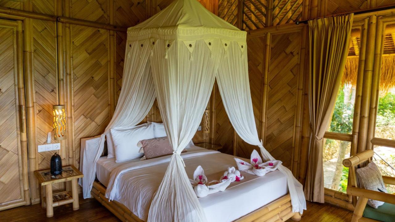 Elang Hillside Bamboo Villas Labuan Bajo Extérieur photo