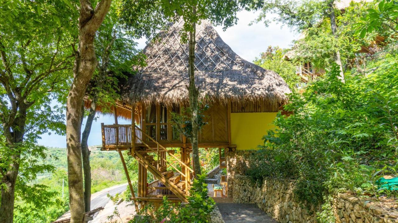 Elang Hillside Bamboo Villas Labuan Bajo Extérieur photo
