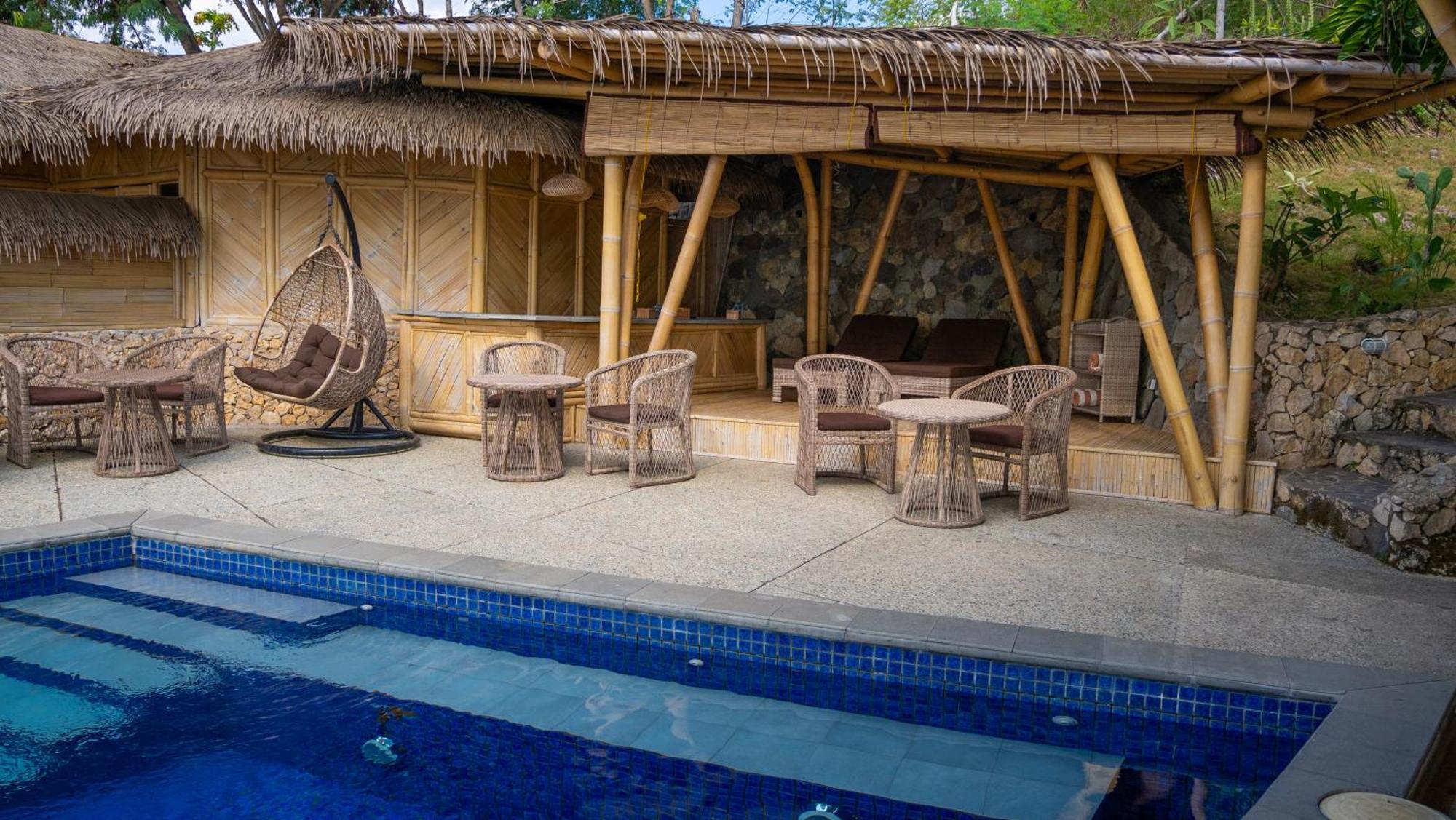 Elang Hillside Bamboo Villas Labuan Bajo Extérieur photo
