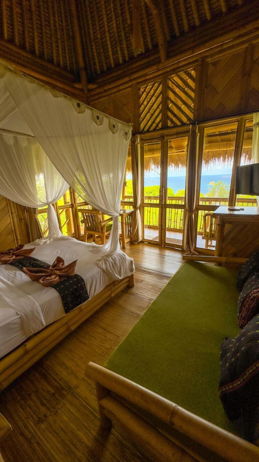 Elang Hillside Bamboo Villas Labuan Bajo Extérieur photo