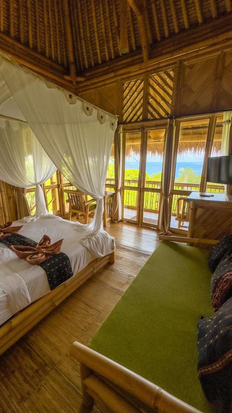 Elang Hillside Bamboo Villas Labuan Bajo Extérieur photo
